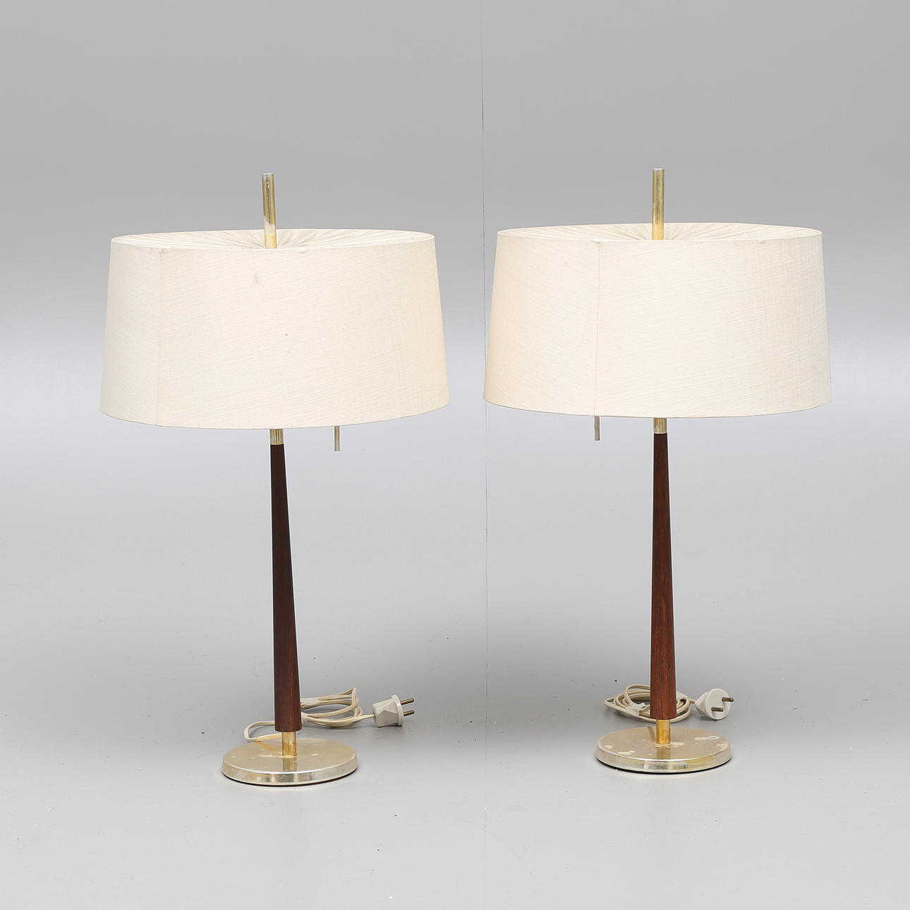 BORDSLAMPOR, ett par, Valentiner, Danmark.