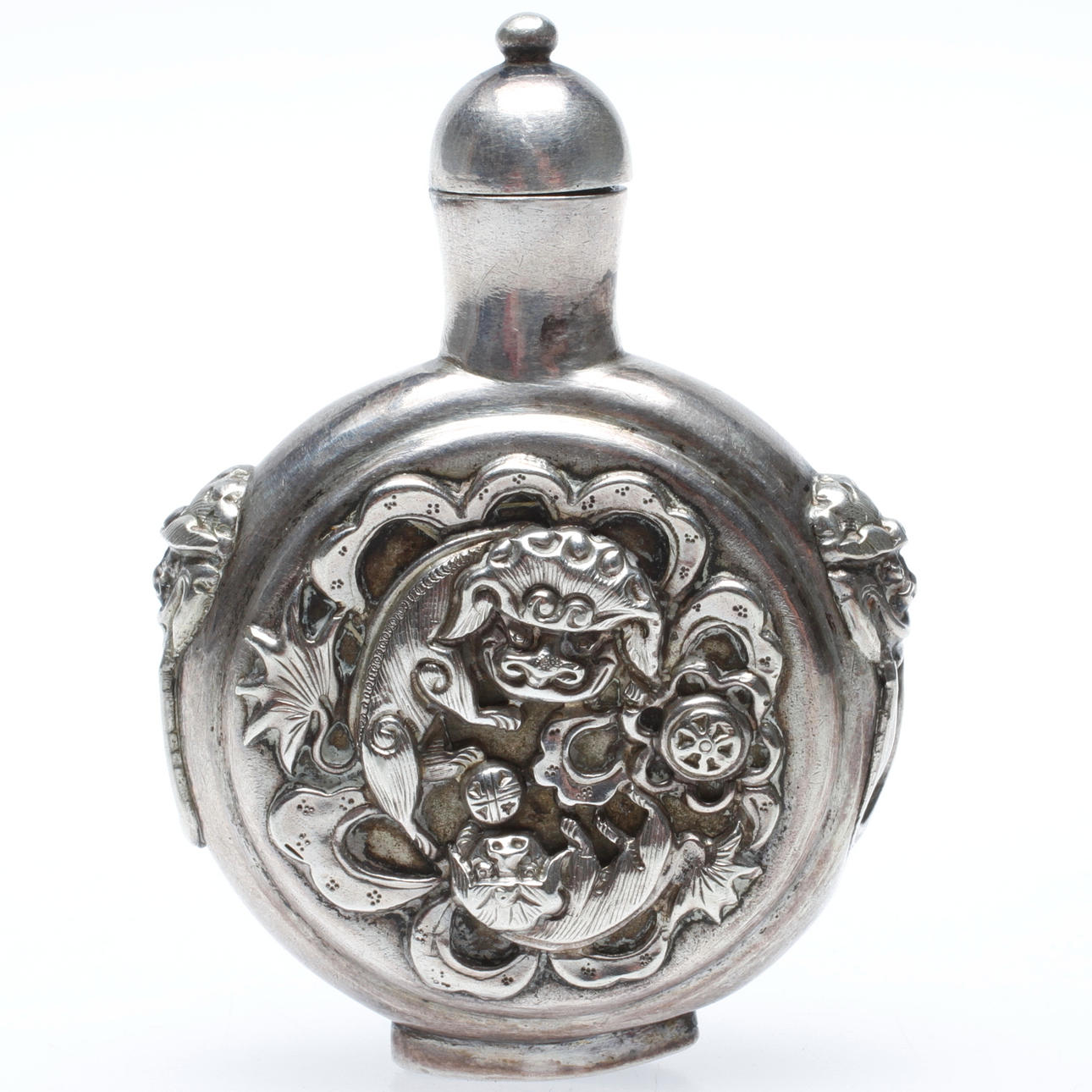 SNUSFLASKA, vitmetall, Kina, 1900-tal.