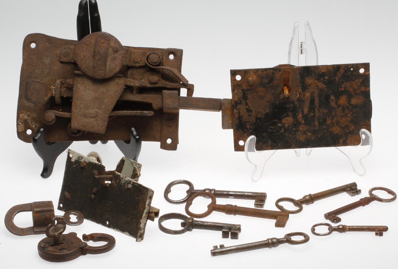 LÅS OCH NYCKLAR, allmoge, 1700-1800-tal.