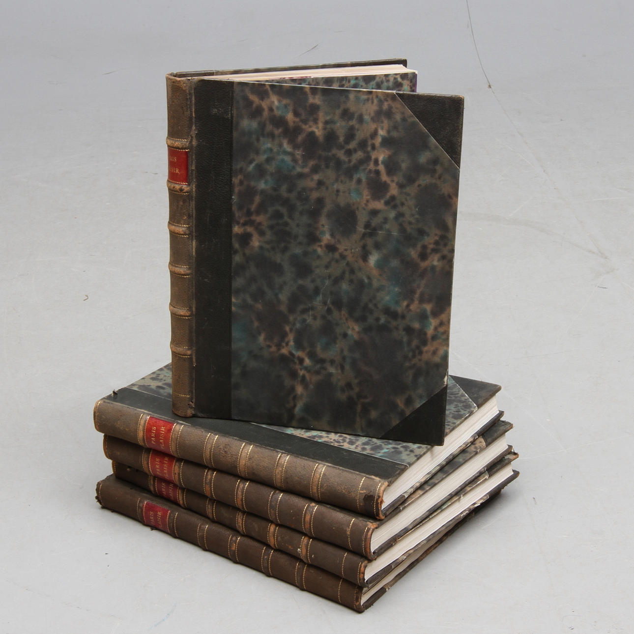 TIDNINGAR, 5 inbundna volymer, "Paris Plaisirs", 1920 & 30-tal.