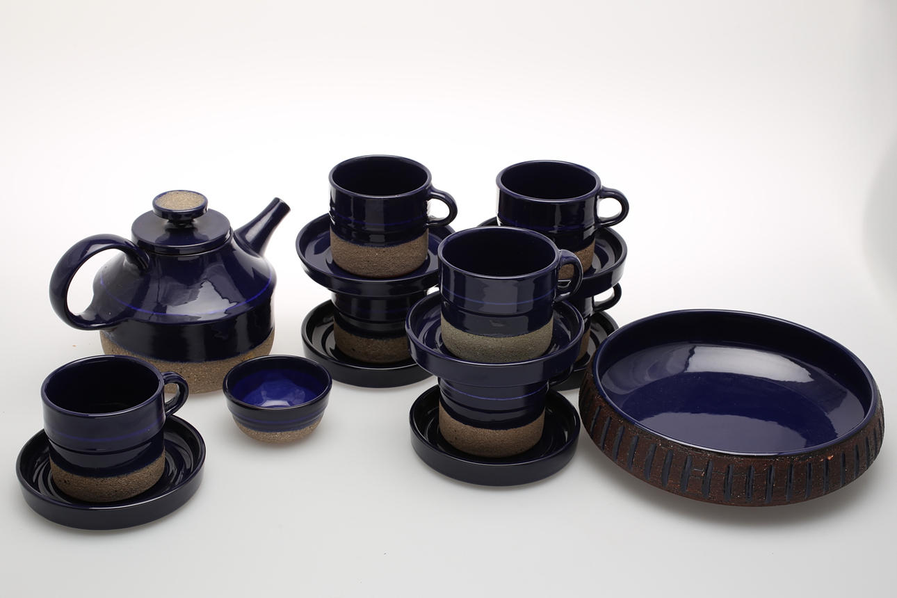 TESERVIS, 9 delar, "Thomas blå", design Thomas Hellström, Nittsjö fat Gabriel.