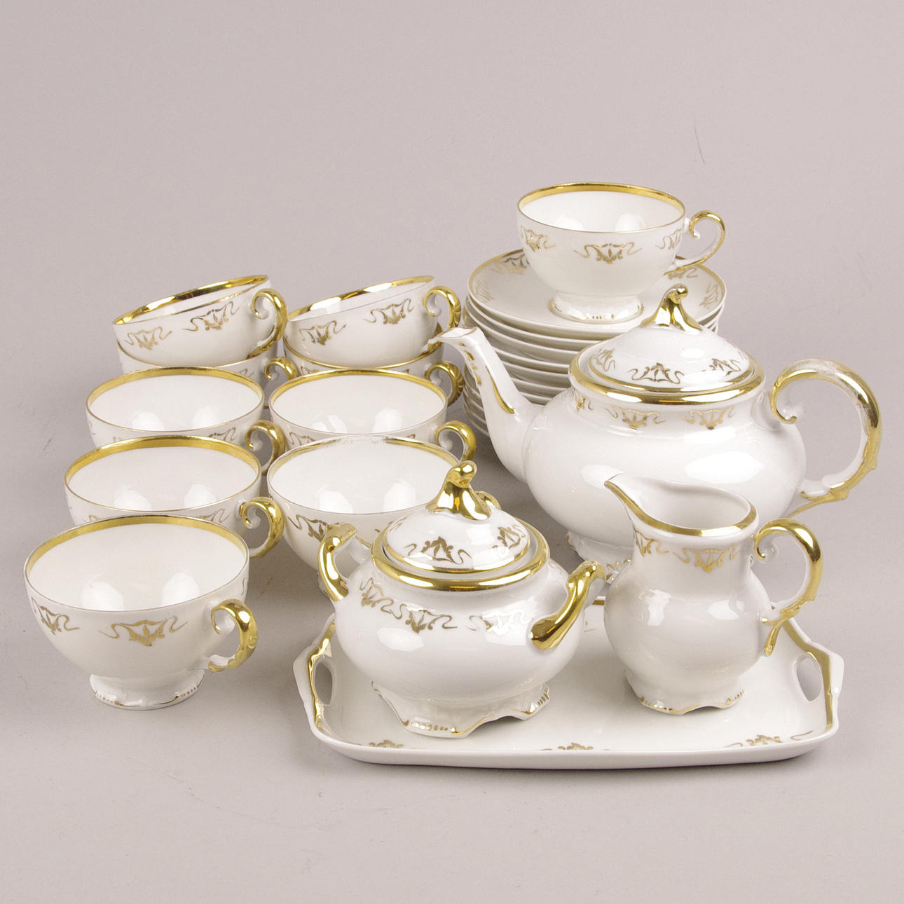 TESERVIS, "Tirschenreuth", Bavaria, förgylld dekor.