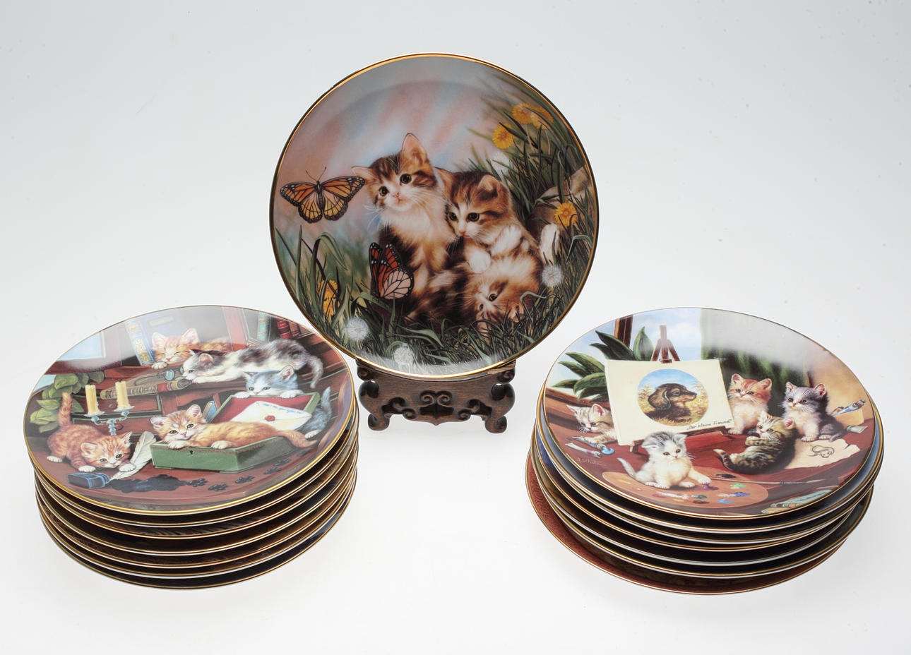 TALLRIKAR, 15 st, porslin, kattmotiv, 1990-tal.