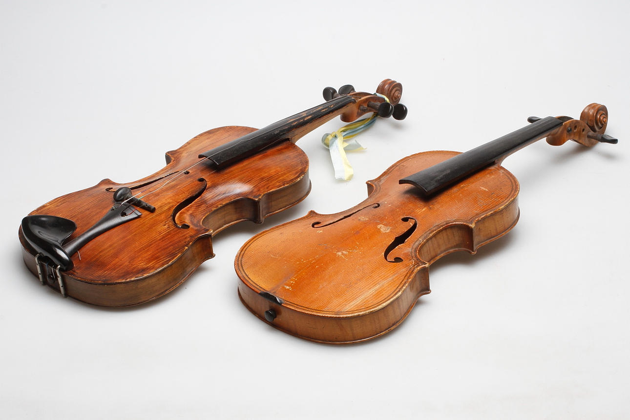 FIOLER, 2 st, 1900-tal.