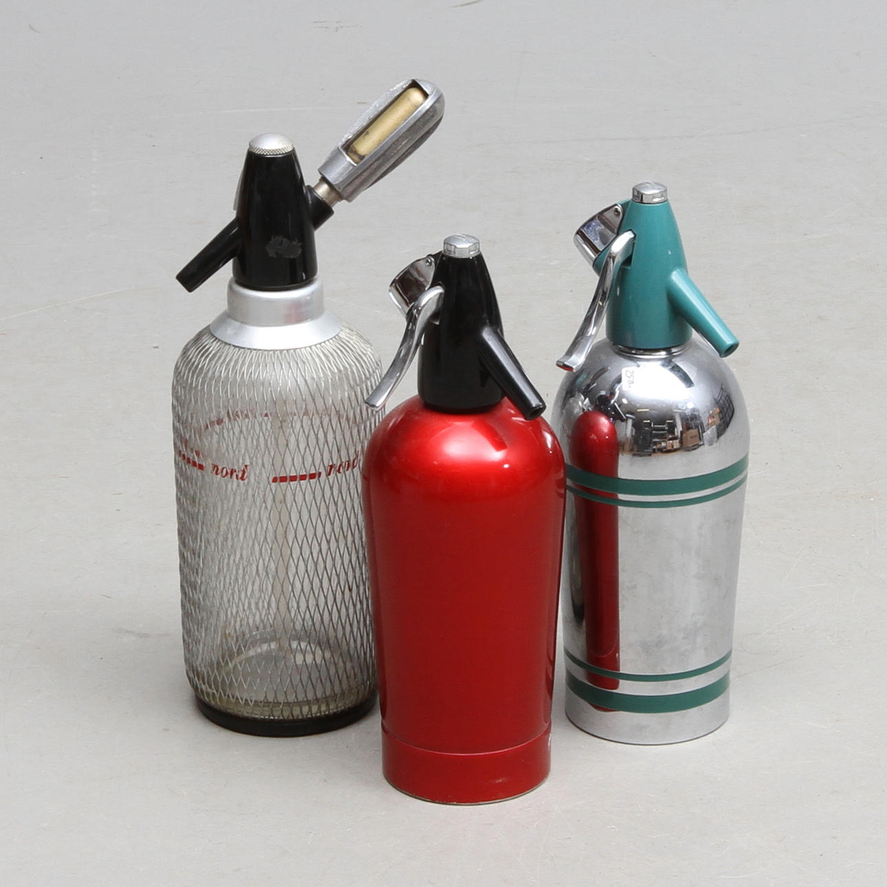 SIFONER, 3 st, varav två märkta Sparklets England, 1900-tal.