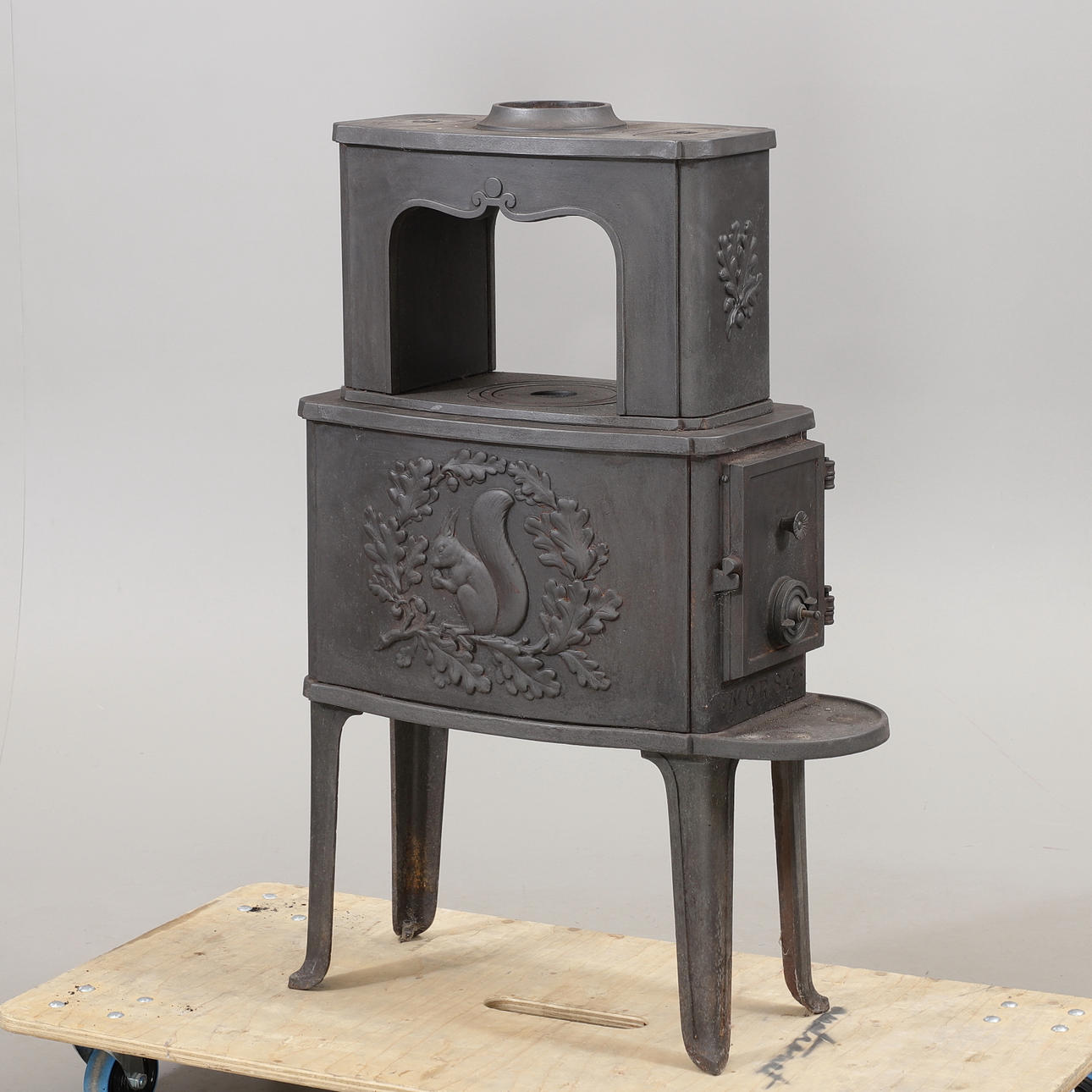 STØBEJERNSKOMFUR, Morsø, Danmark.