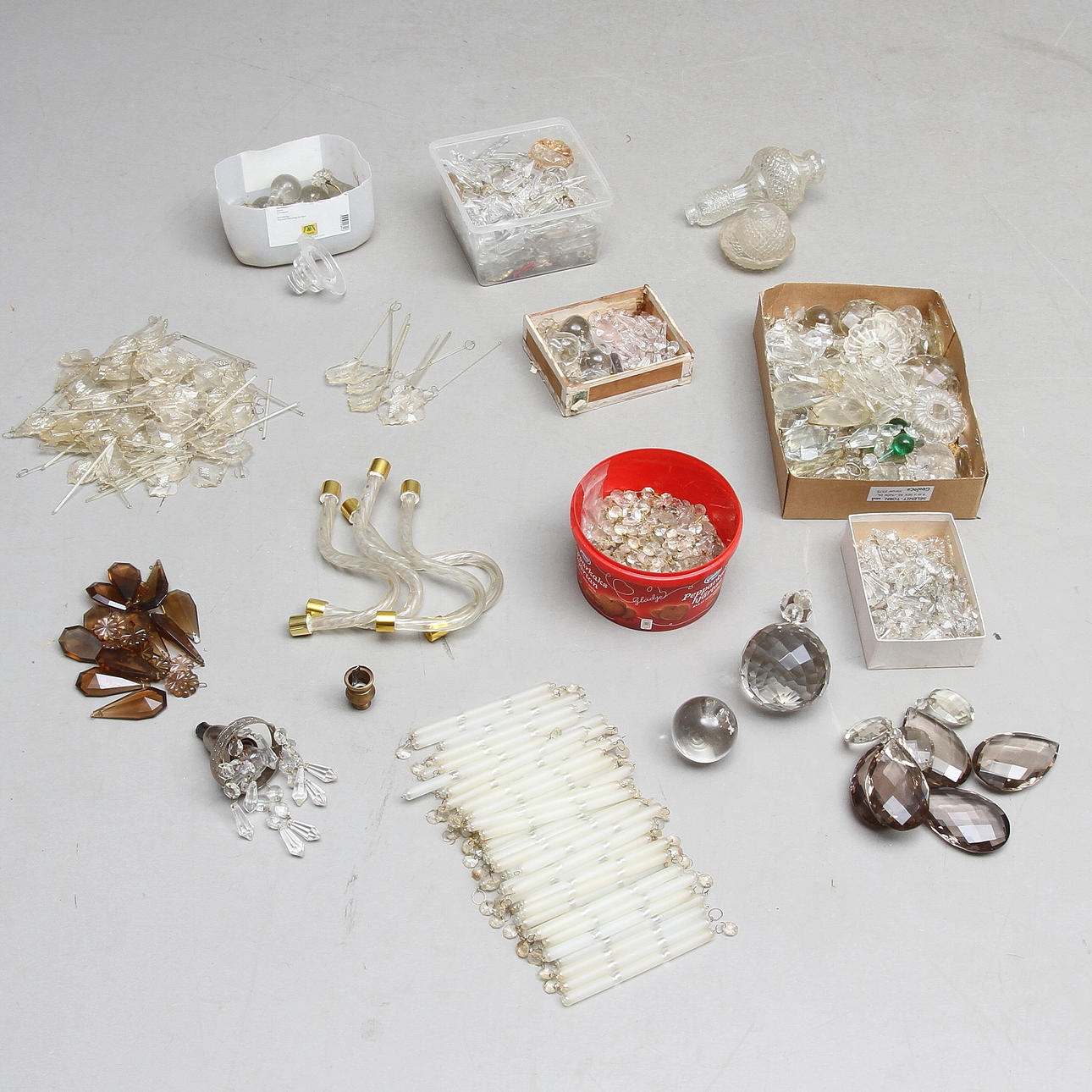 PARTI PRISMOR & LAMPDELAR.