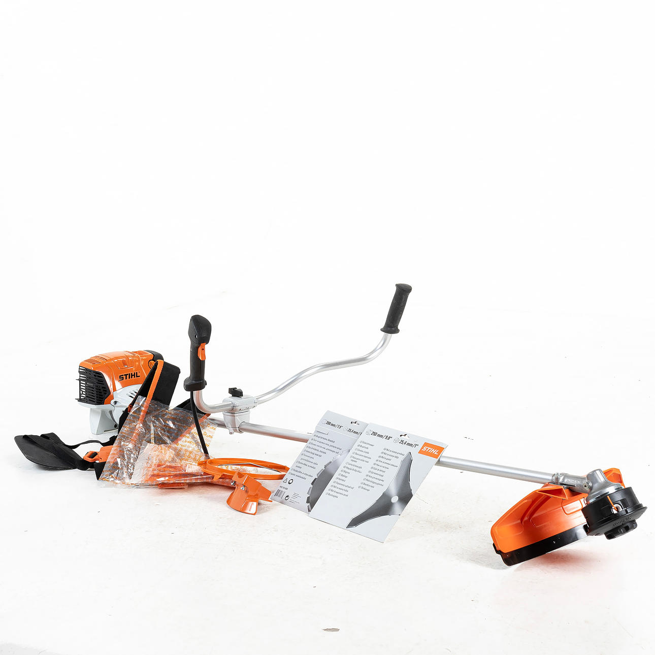 TRIMMER, STIHL FS 131.