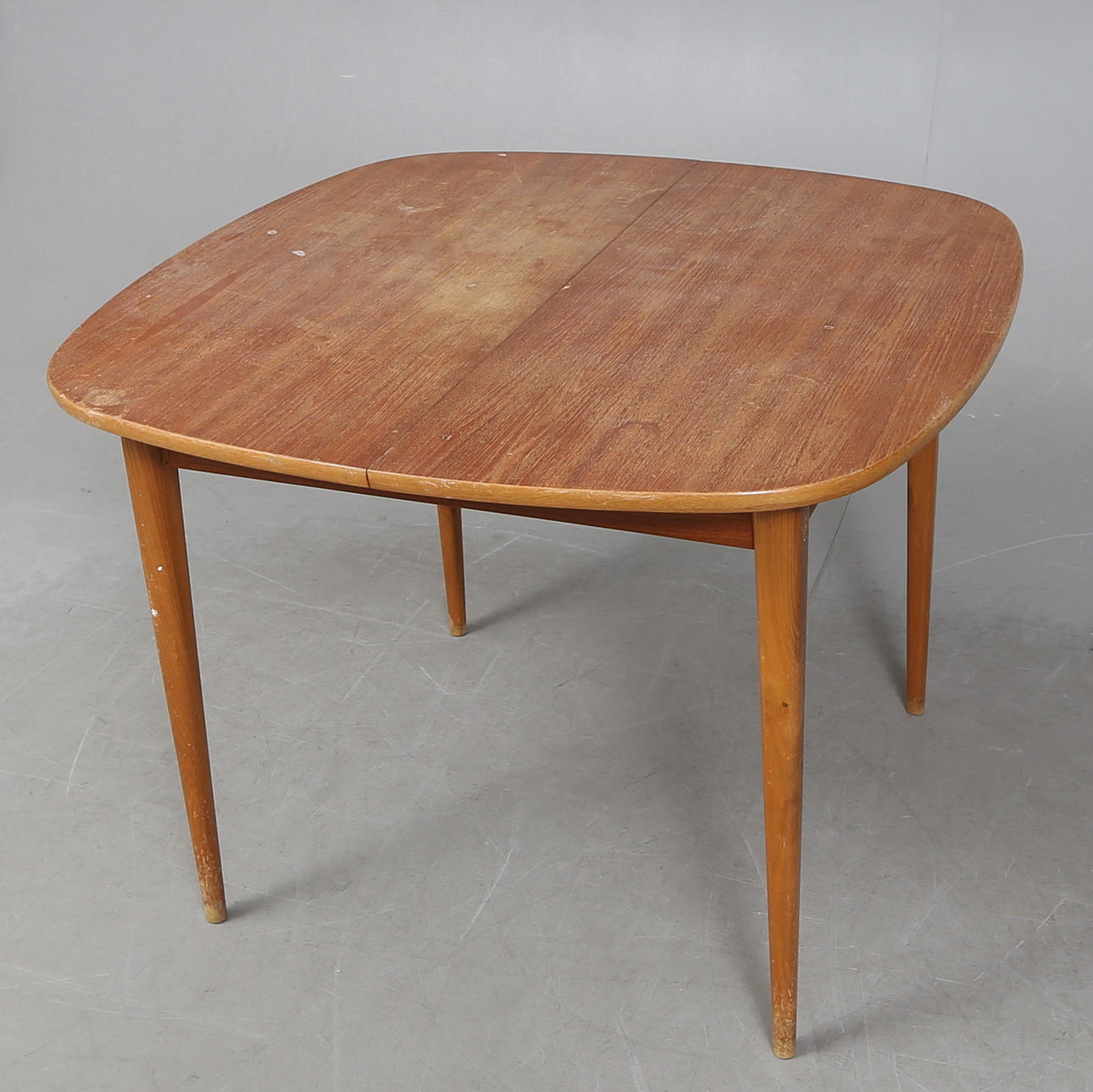 A 1950s/60s dining table.