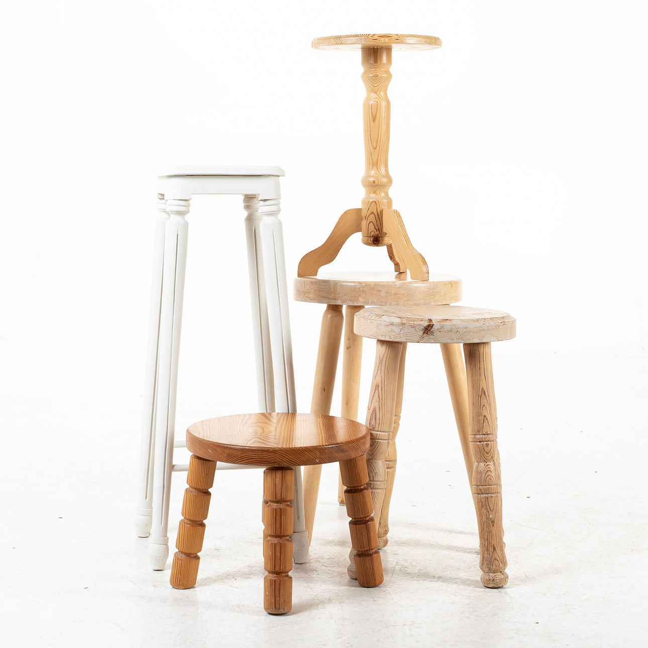 PALLET/PEDESTAL, one lot.