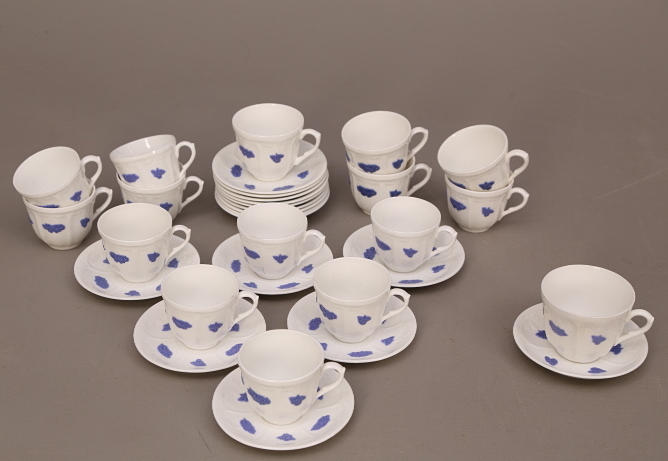 KAFFESERVIS, 32 delar, benporslin, Blå Blom - Gustavsberg.