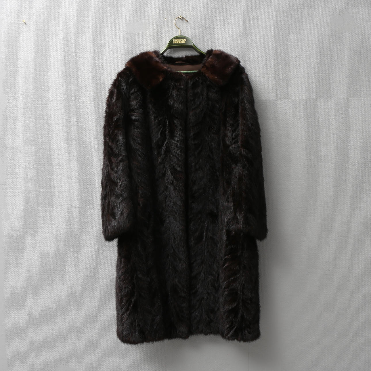 PÄLS, mink, Bengt Gunnarsson Pälsvaror, Tranås.