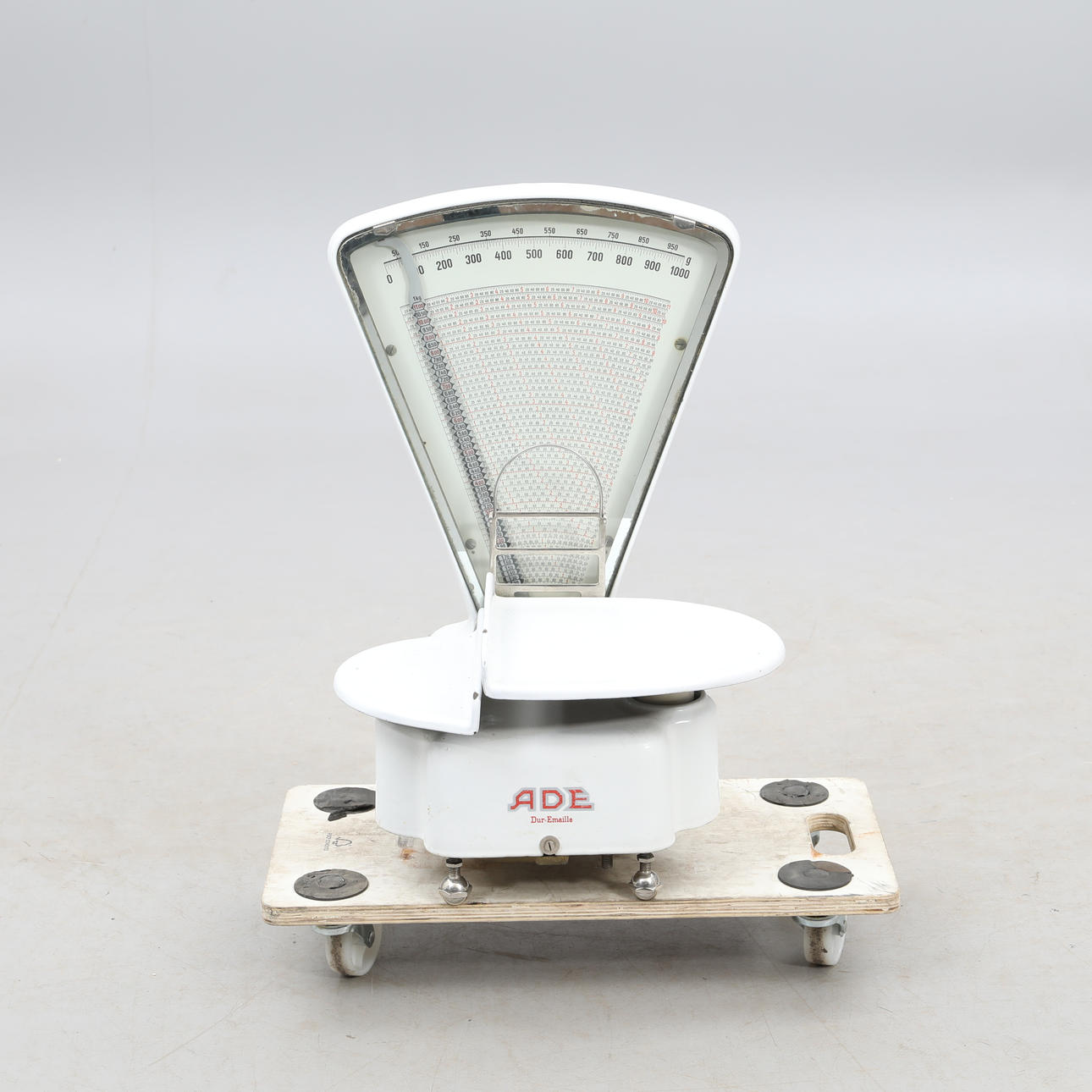 WAVE, Ade Dur Esmalle.