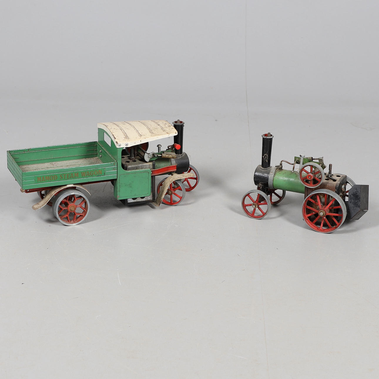MAMOD STEAM WAGON & TRACTION ENGINE.