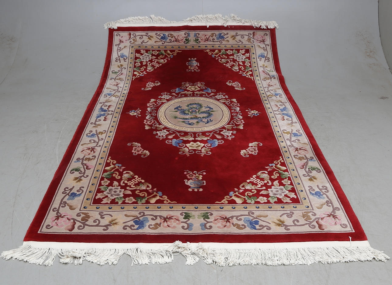 MATTA, Kina, 1900-tal, 274x183 cm.