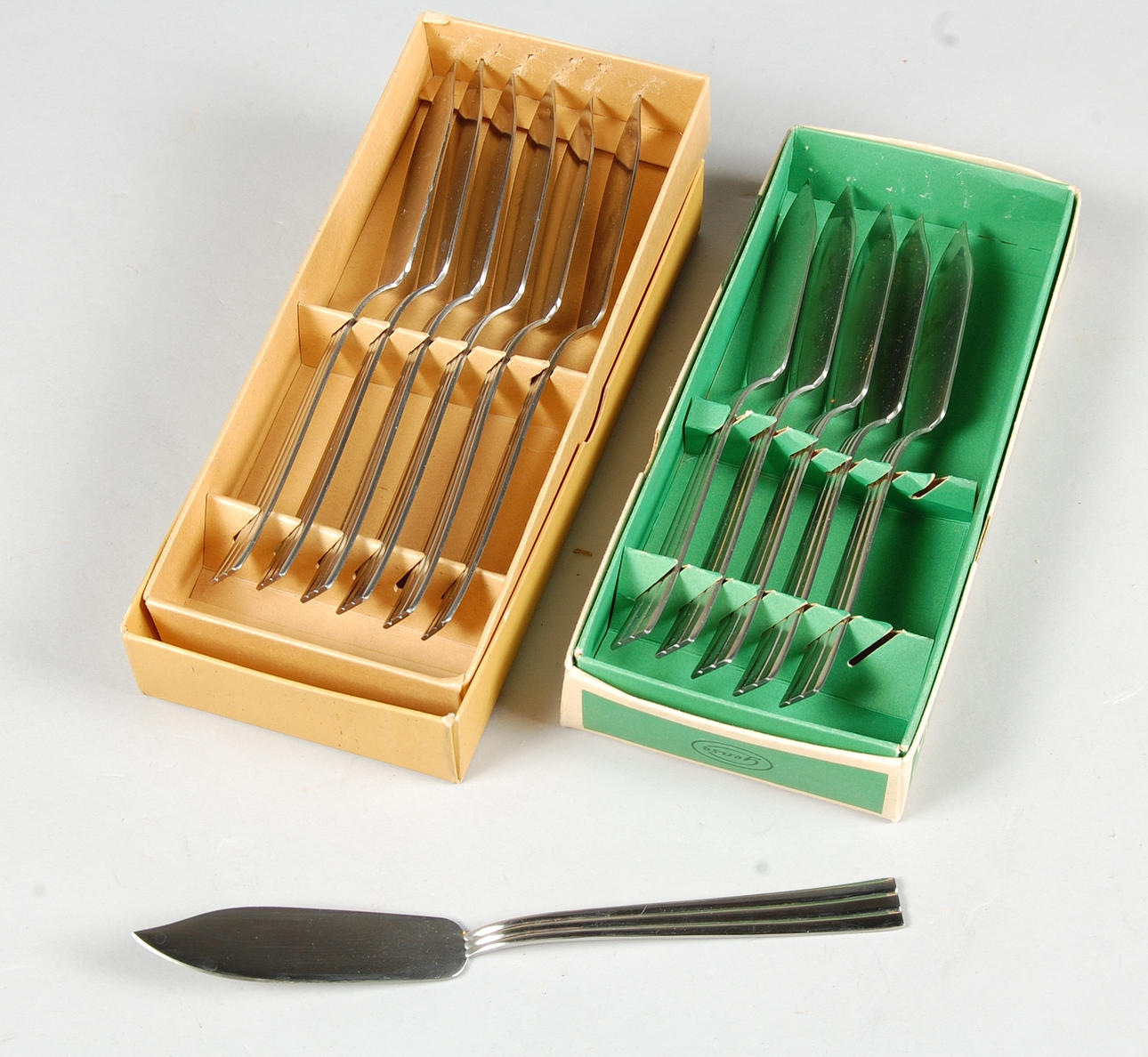 BESTICK, 12 delar, " Thebe ", Folke Arström, Gense, 1940-tal.