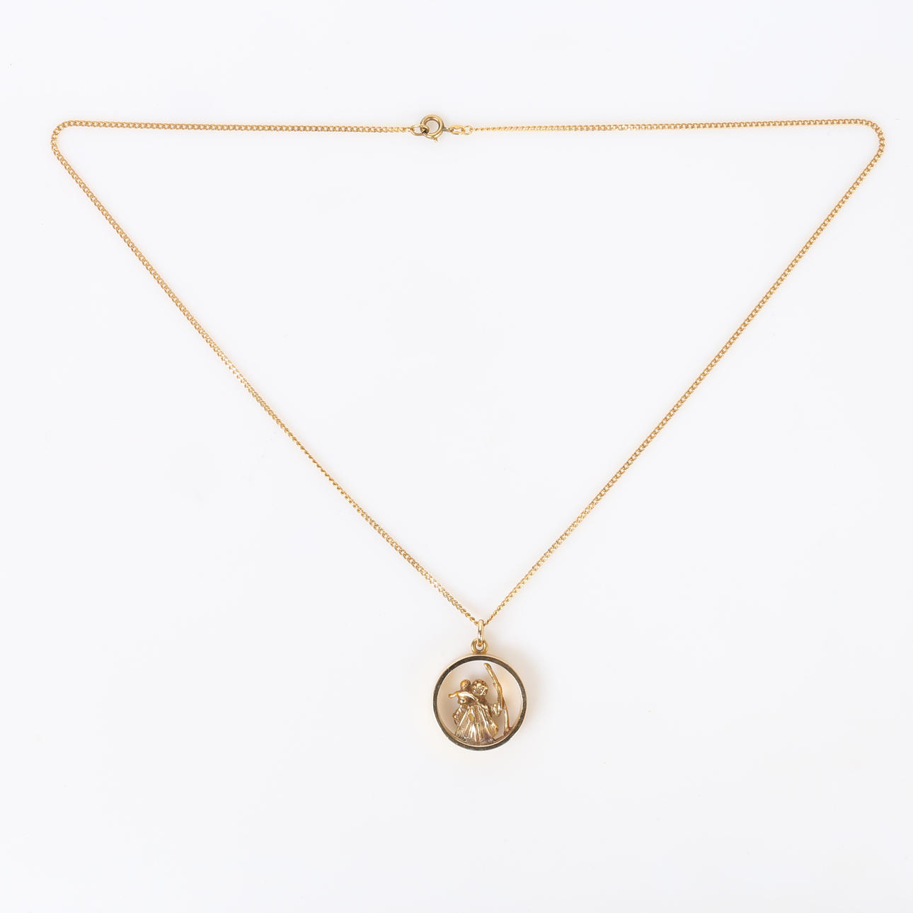 ORO DE 9 QUILATES, SET. CHRISTOPHER Y CADENA.