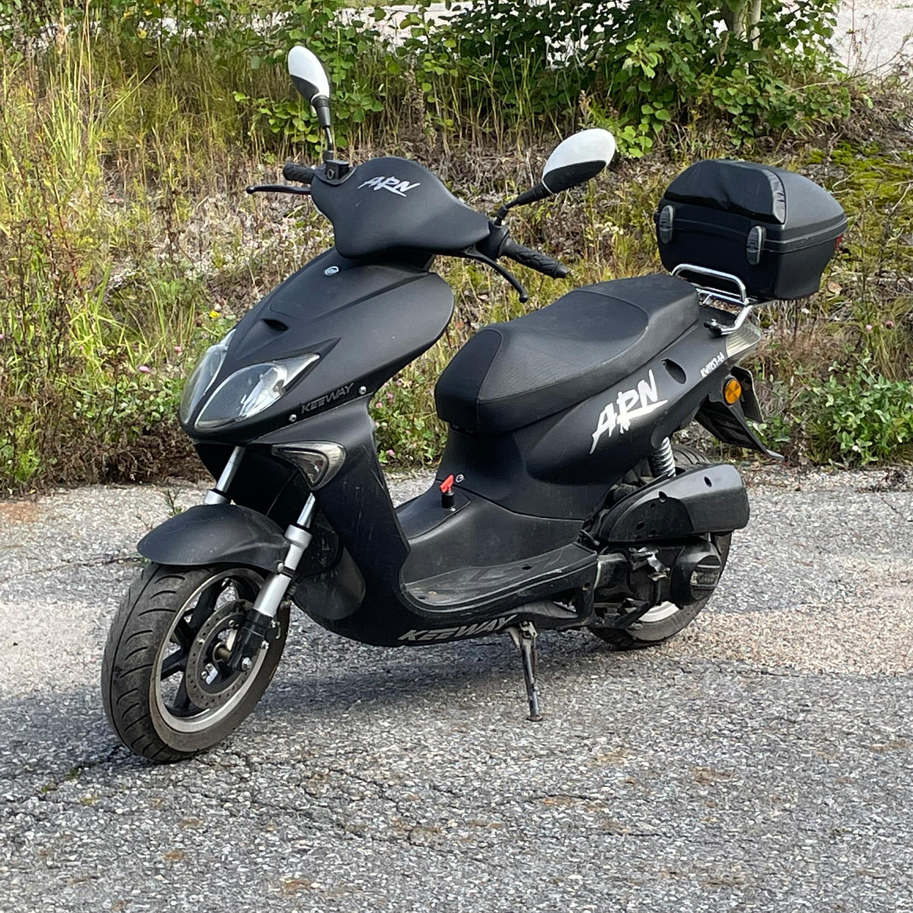 SCOOTER/MOTORCYKEL Keeway Arn. i 2006.