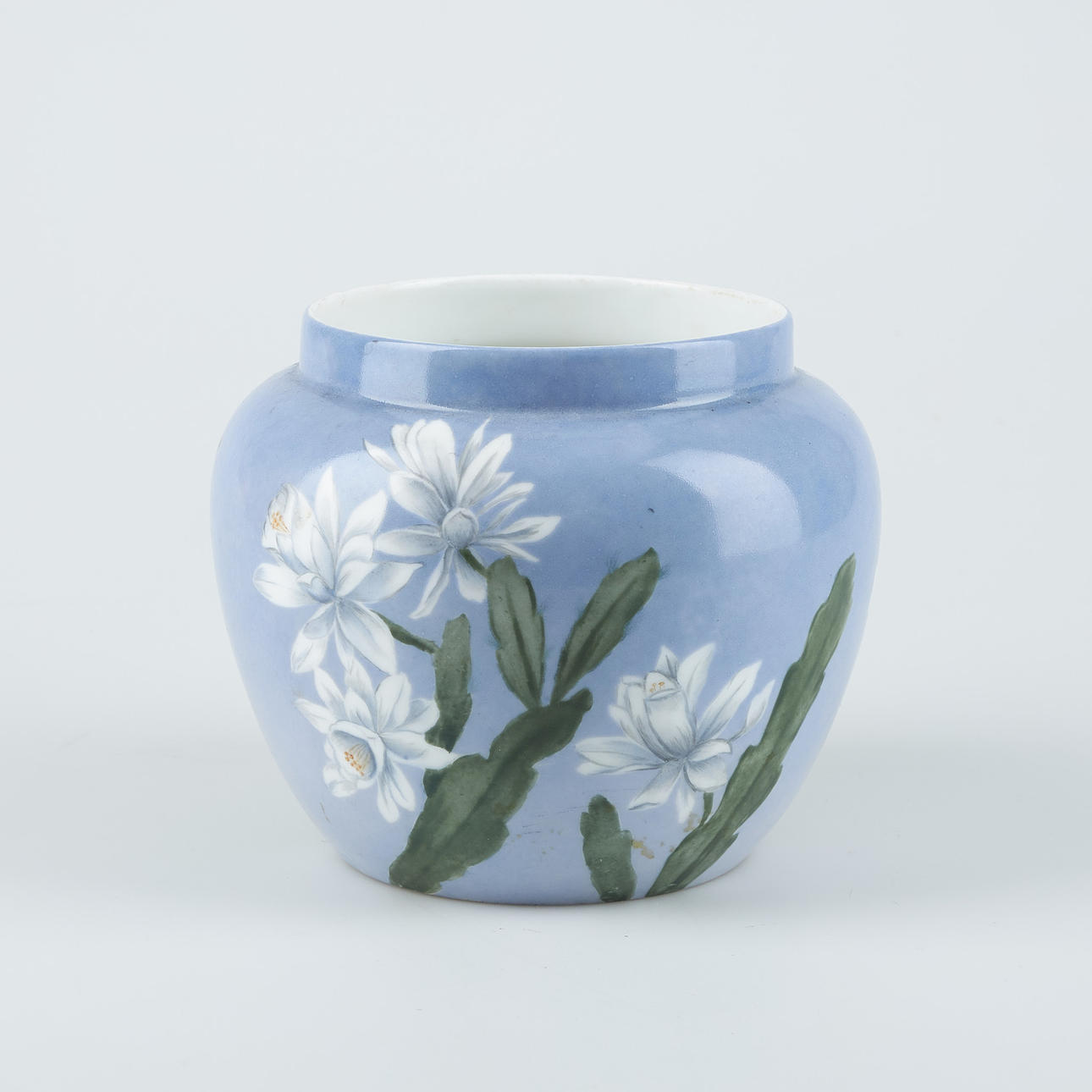 A porcelain pot, Rosenthal, 1916.