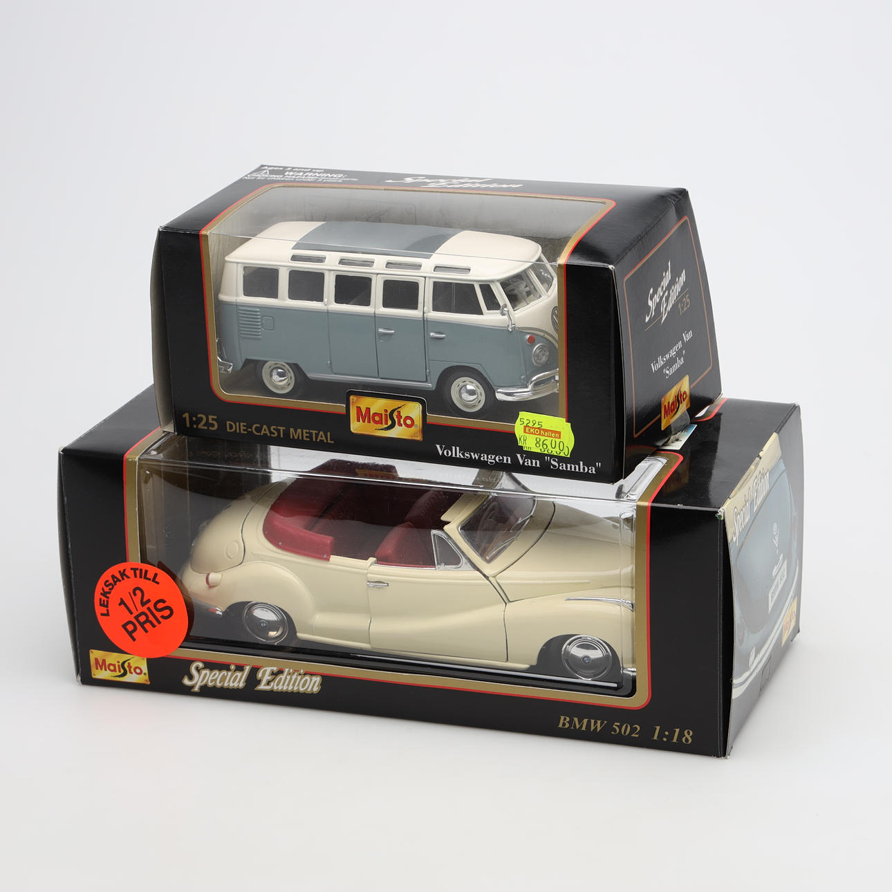 MODELLBILAR, metall, 2 stycken, Maisto.