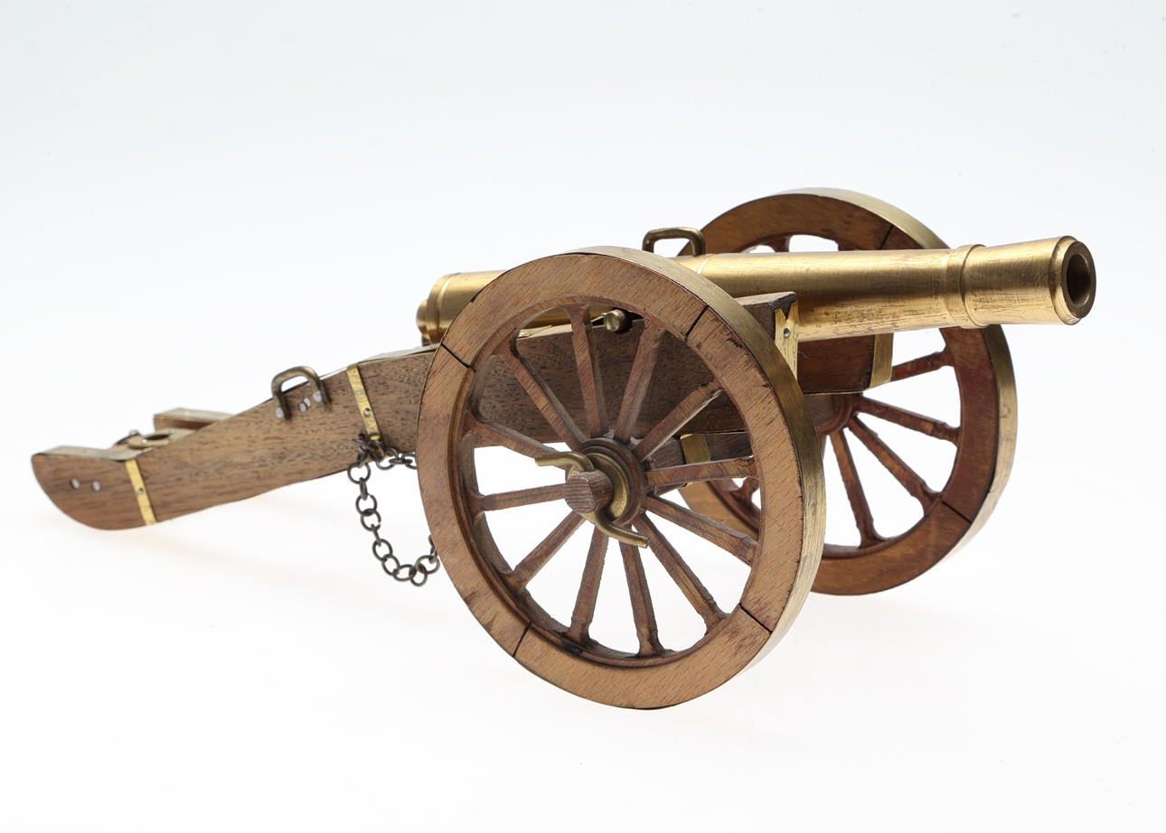 BORDSKANON, mässing, 1900-tal.