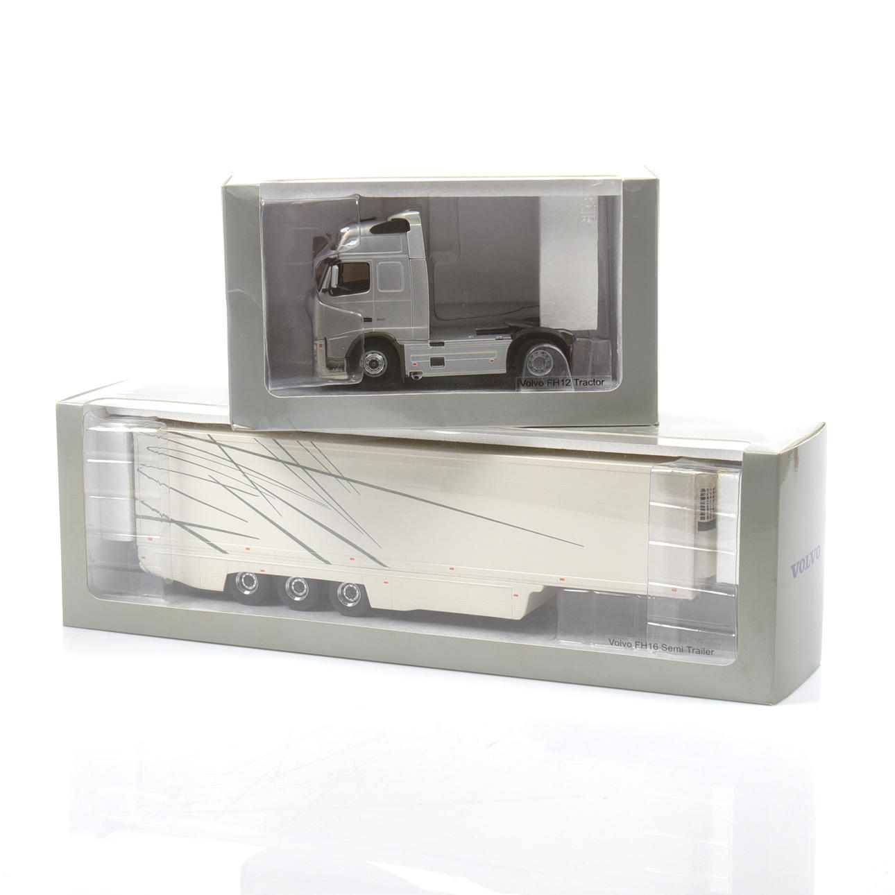 MODEL TRUCK, Metal/resin, Volvo FH12 500 with trailer, Motorart. 1