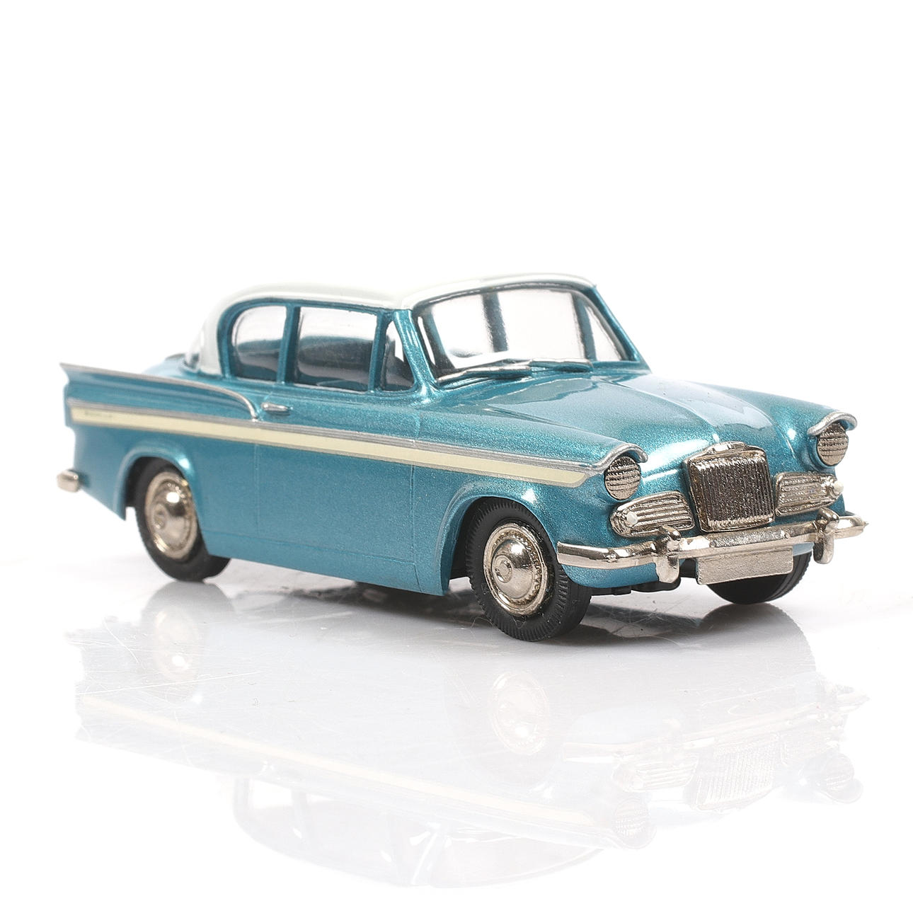 MODEL CAR, metal, Sunbeam Rapier, Pathfinder, 1:43 scale.