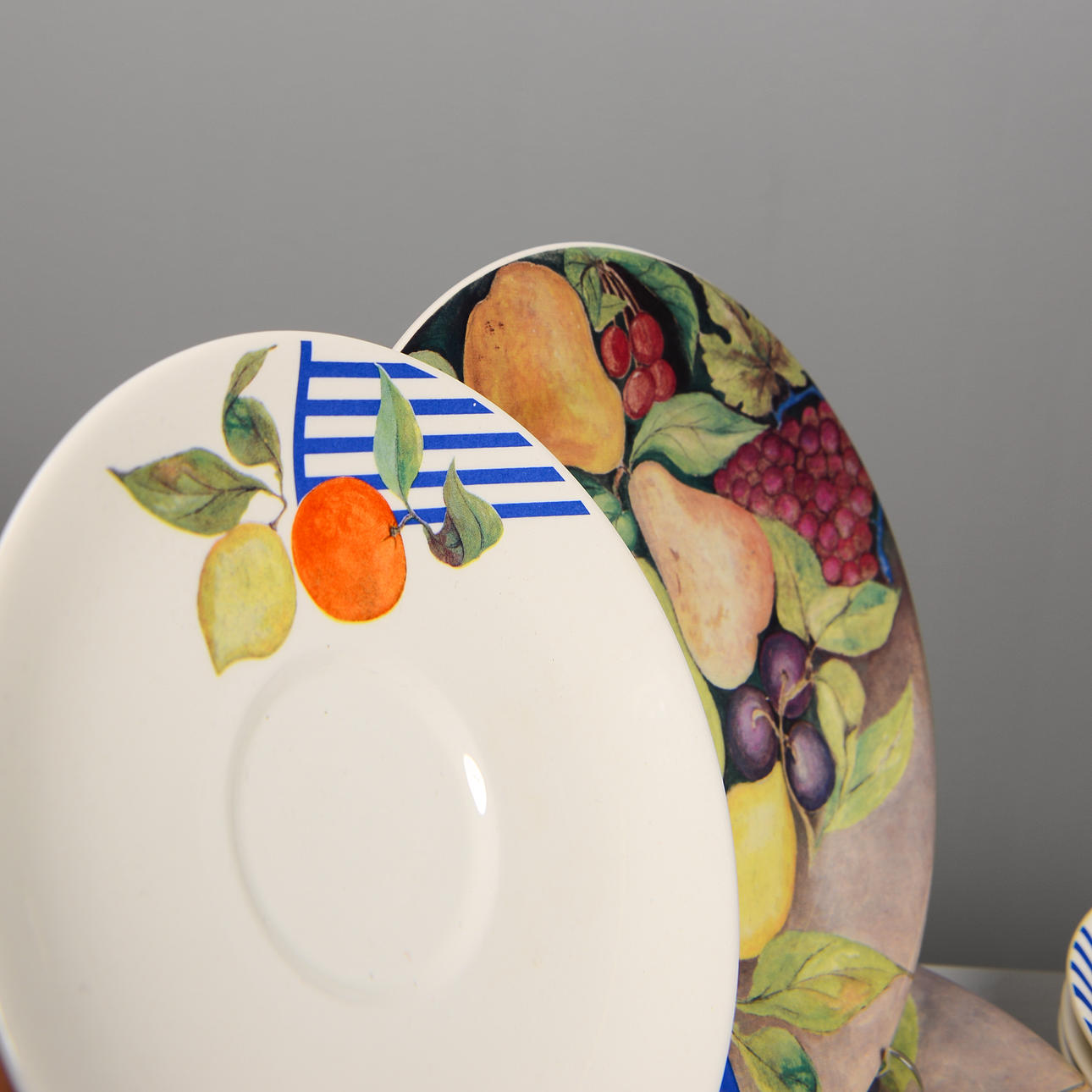 TEA SET for 4 persons, “La Ronde Des Fruits”, Faiencerie De Gien