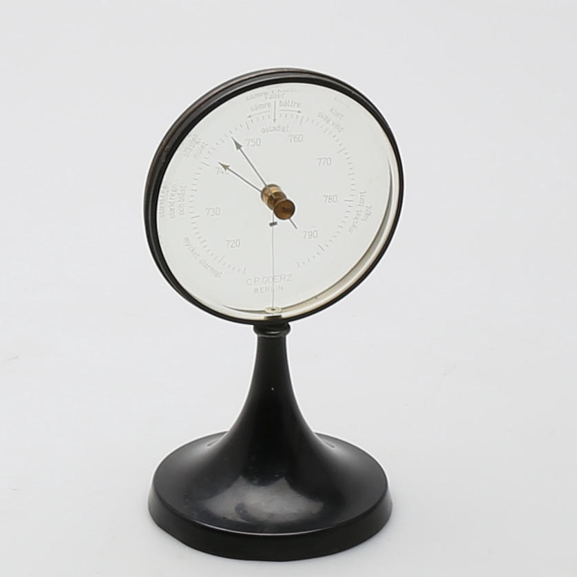 BAROMETER C P Goertz Berlin.
