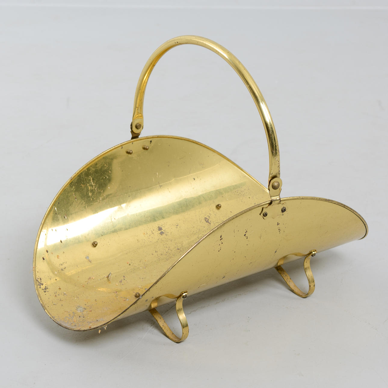 VEDKORG, mässing, 1900-tal.