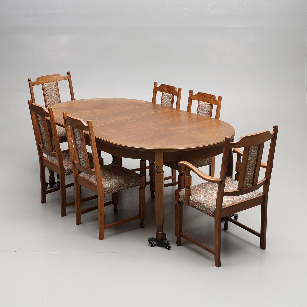 DINING GROUP. 7 parts.