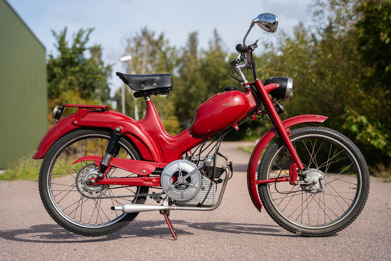 DUCATI, modelo 55, alrededor de 1955.