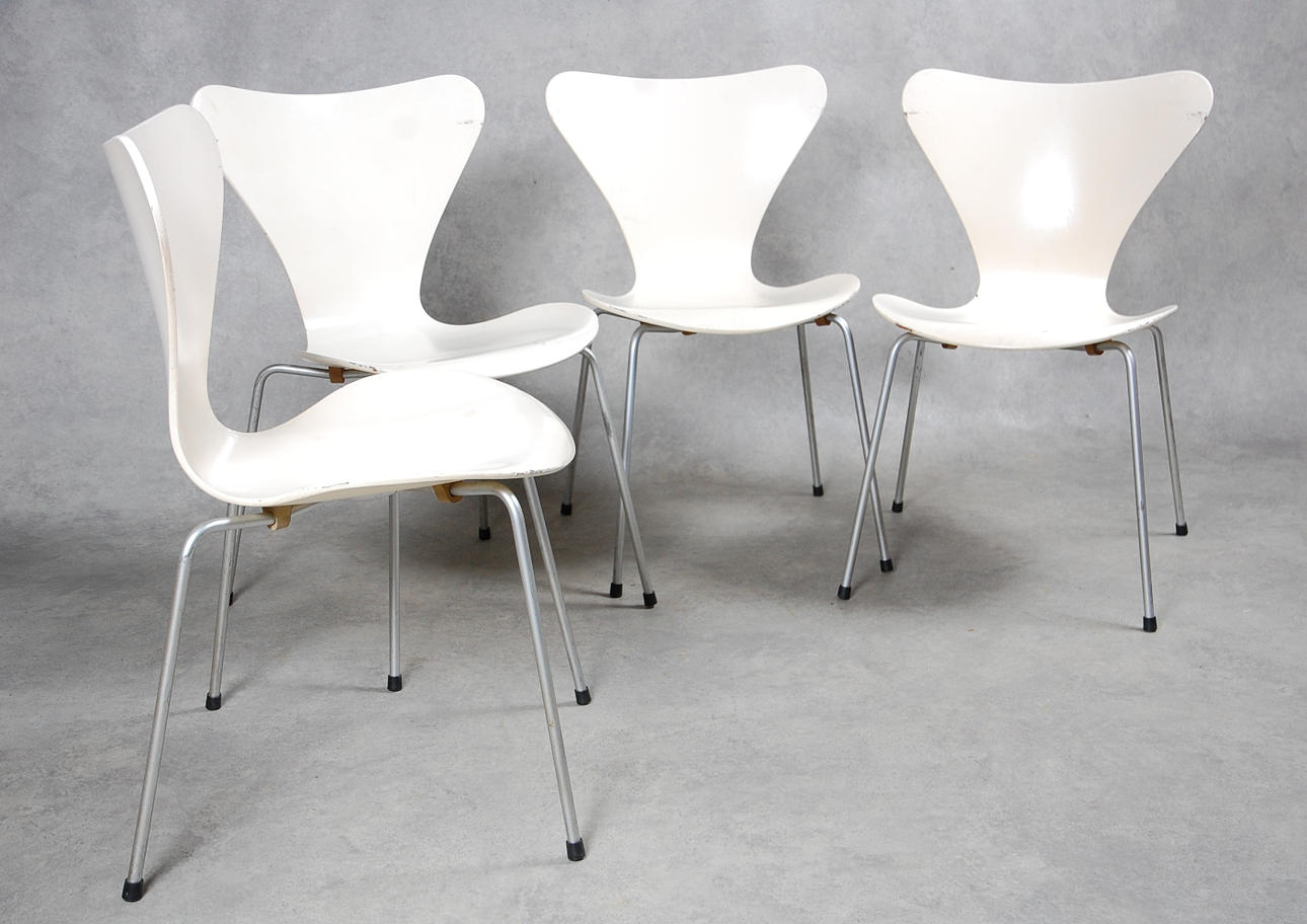 STOLAR, 4 st " Sjuan " Arne Jacobsen för Fritz Hansen 1960-70 tal.