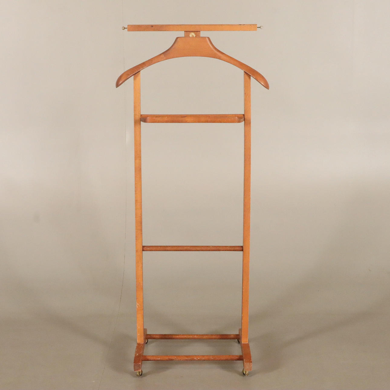 En trætjener, 20. århundrede.