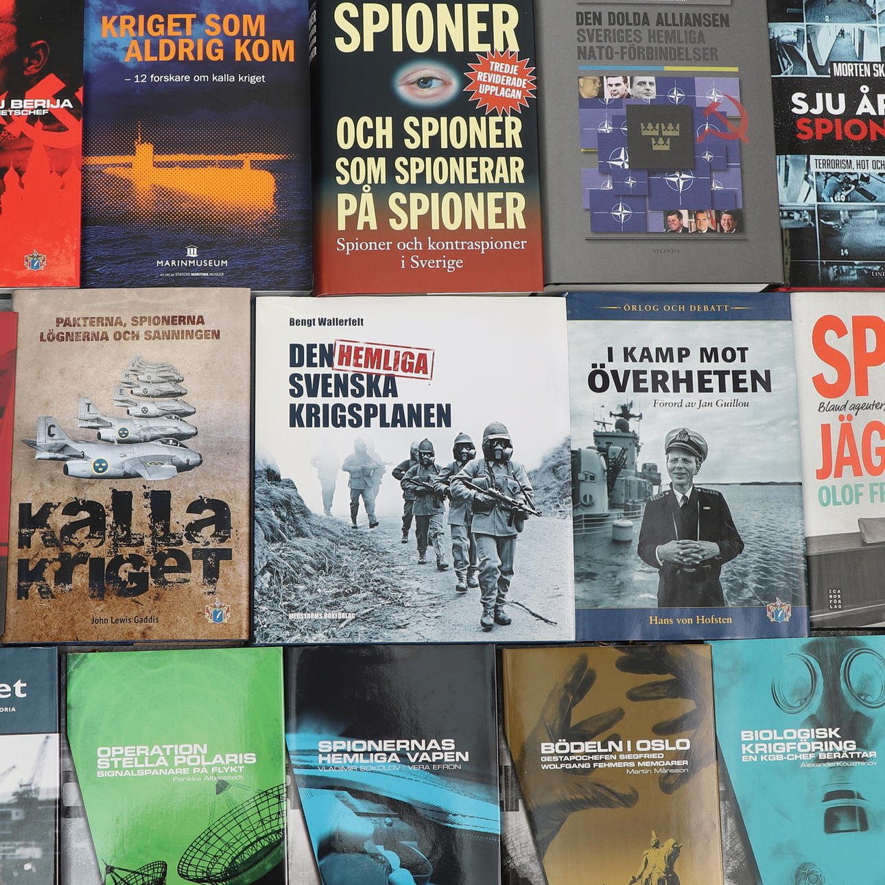 BÖCKER, 26 st, om spionage och kalla kriget.