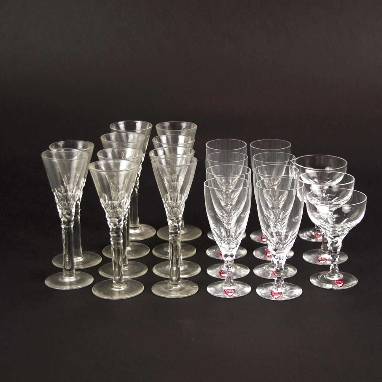 GLASSERVISDELAR, 7+3 delar, "Carina", Ingeborg Lundin, Orrefors.