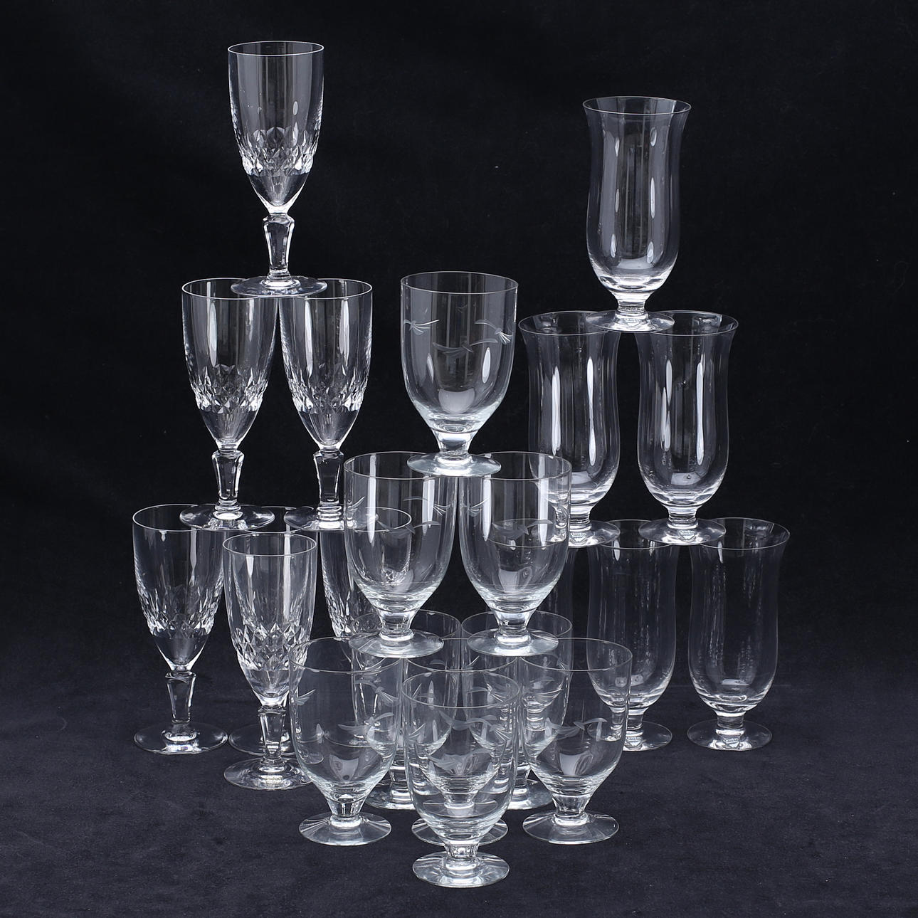 GLAS, 22 st, bl.a Orrefors, Kosta Boda.
