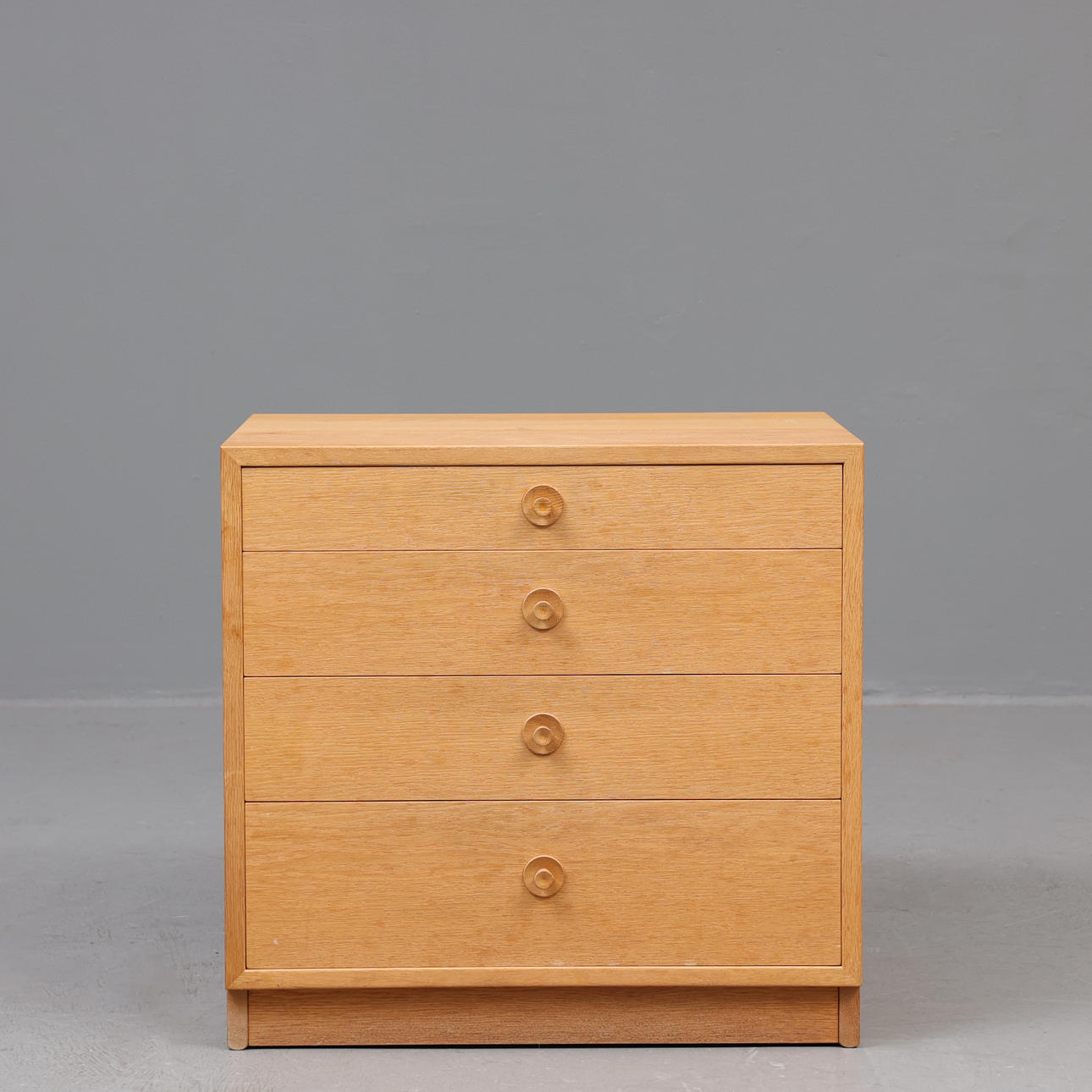 BØRGE MOGENSEN. Kommode, eg, Øresund, Karl Andersson & Söner.