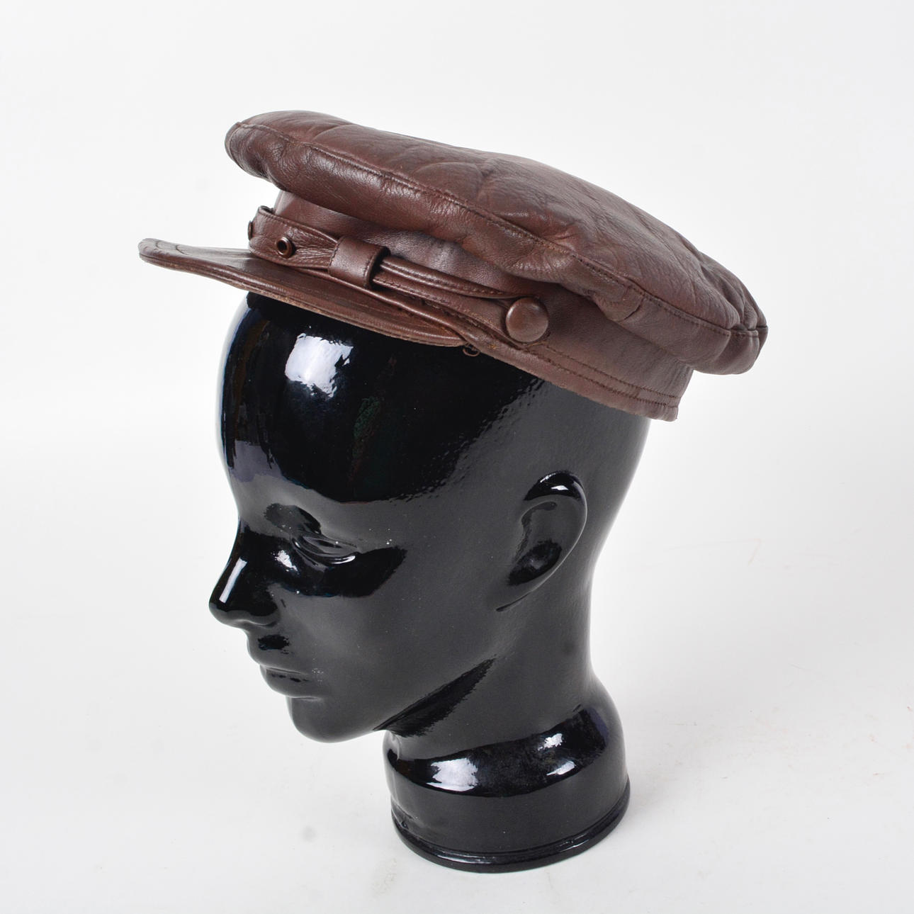 GORRA DE CHÓFER, piel, gorra club.