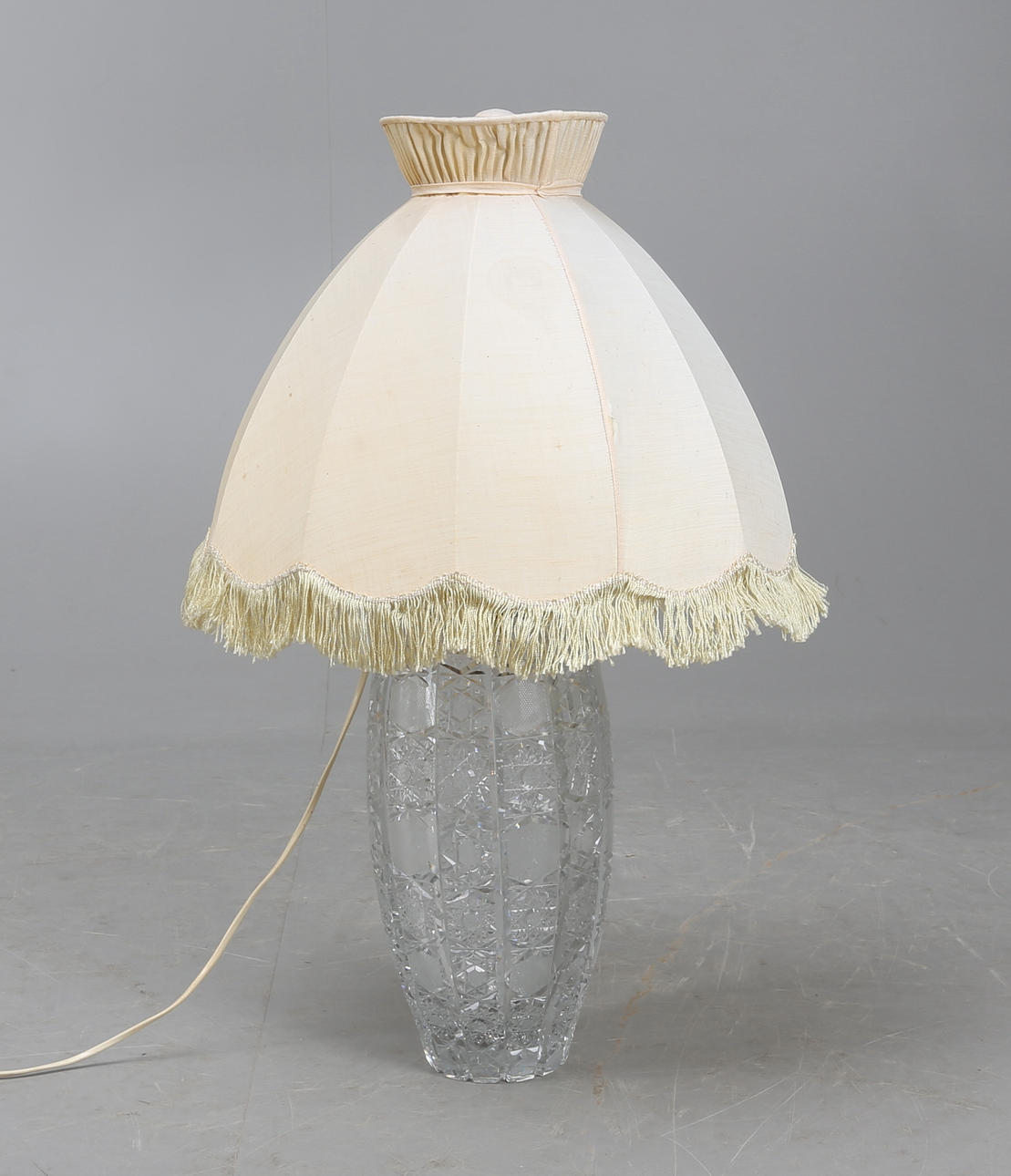 BORDSLAMPA, kristall, 1900-tal.