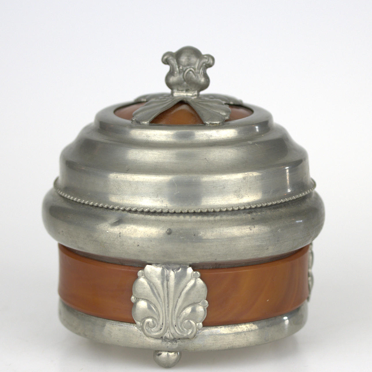 Ein Zinnschloss, Kunstdose, Dänemark.