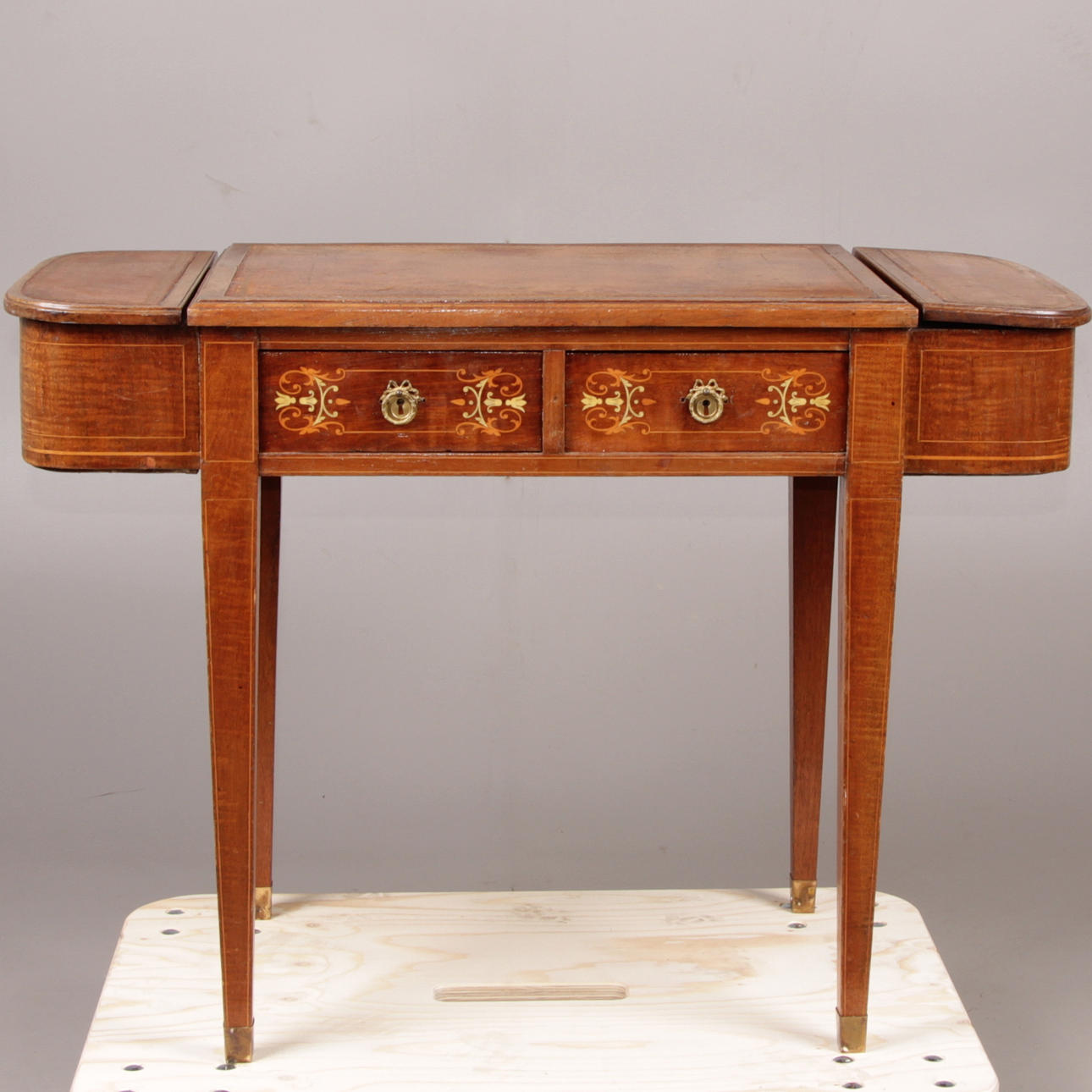 SKRIVBORD, Louis XVI stil, Frankrike, 1800/1900-tal.