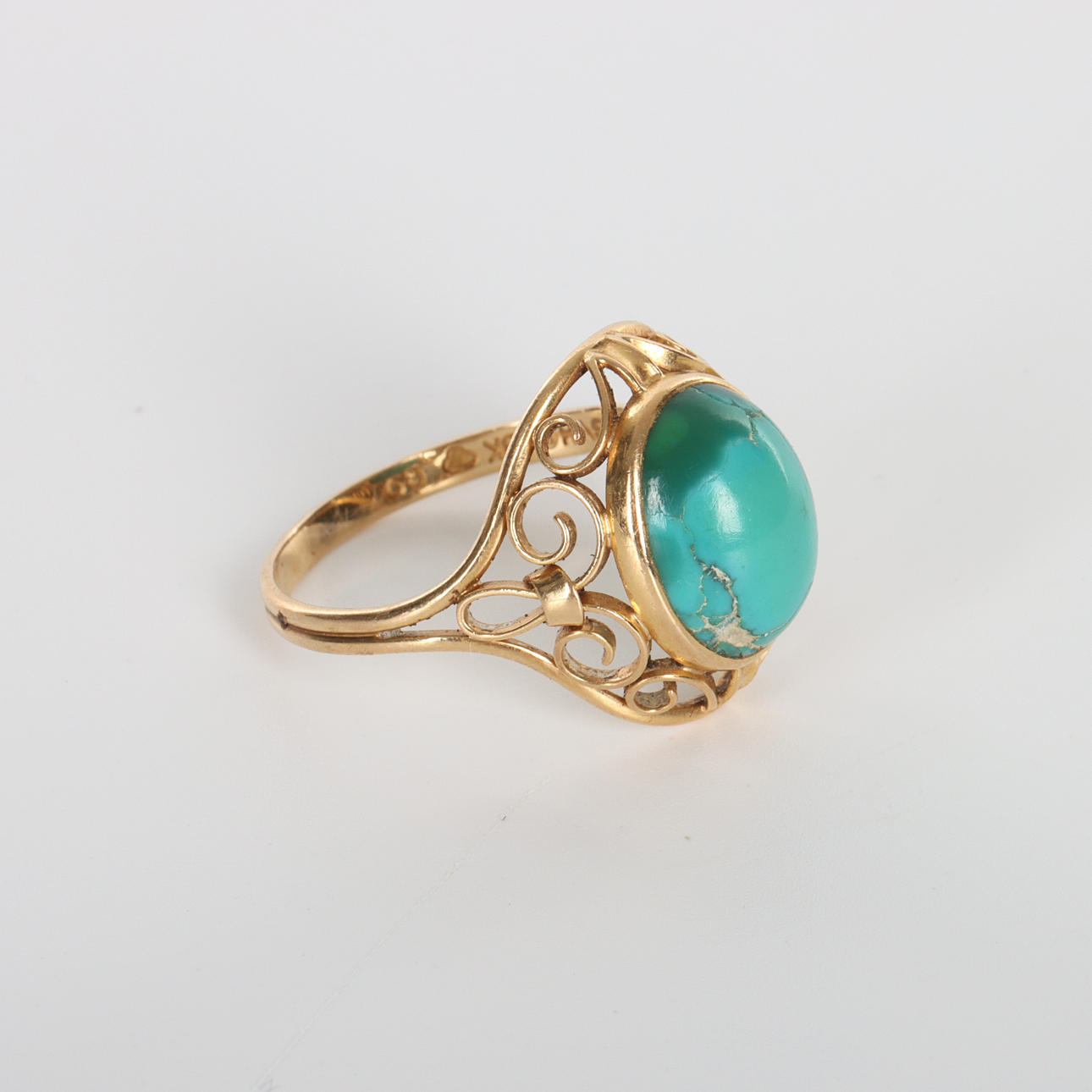 RING WITH MALACHITE, 18K gold, 1952.
