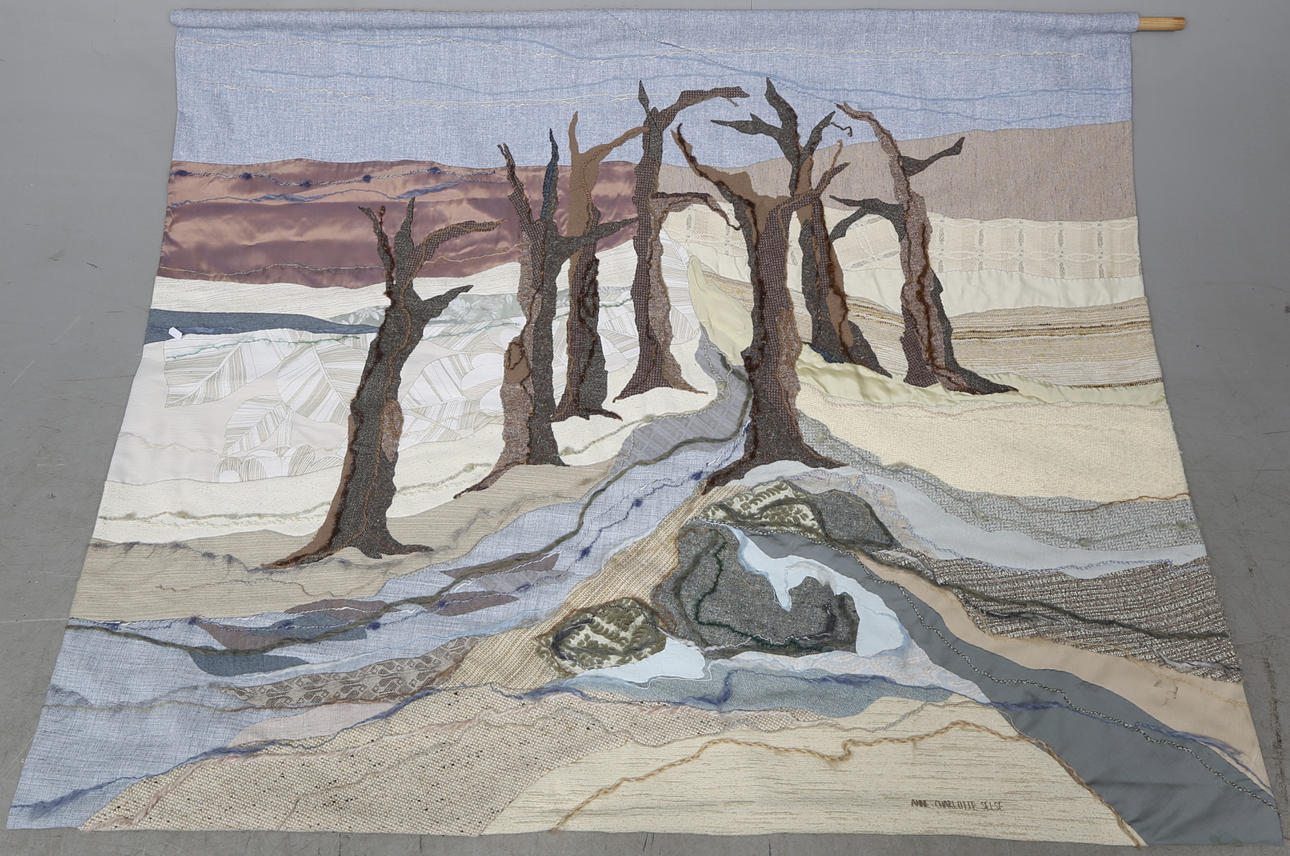 ANN-CHARLOTTE SELSE. Textil, signerad.