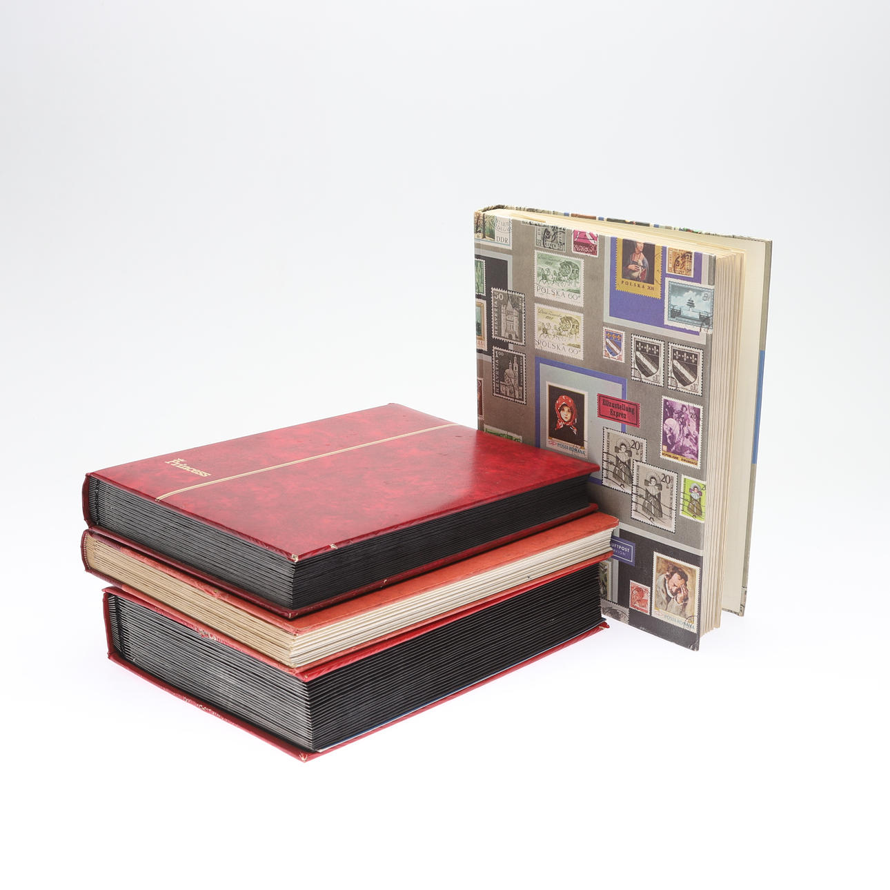 BRIEFMARKEN, 4 Alben, ausländisch.