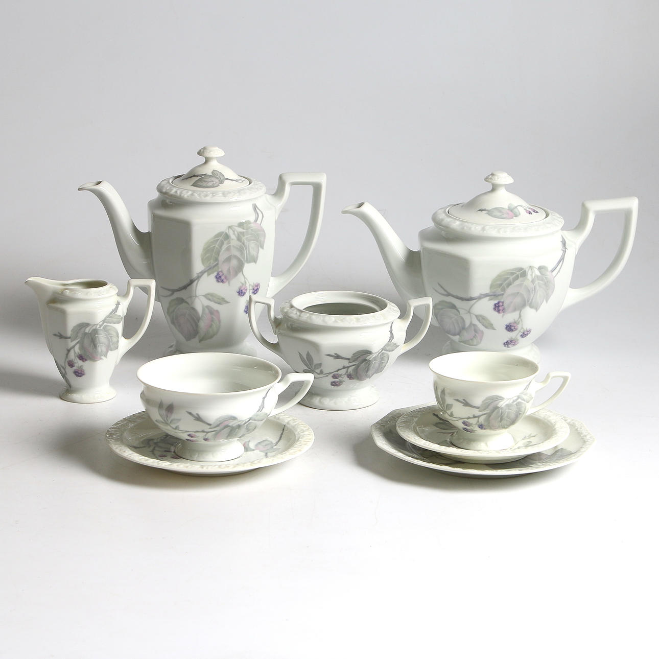 KAFFE- och TESERVIS, 78 delar, porslin, "Maria Björnbär", Rosenthal, 1900-tal.