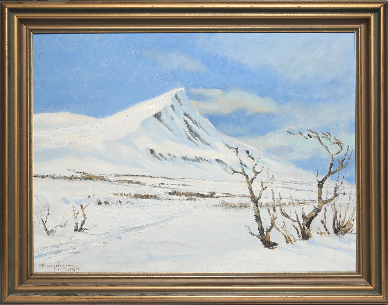 ERIK MAGNUSSON. "Mittåkläppen, Bruksvallarna", olja på pannå, signerad och daterad - 37.