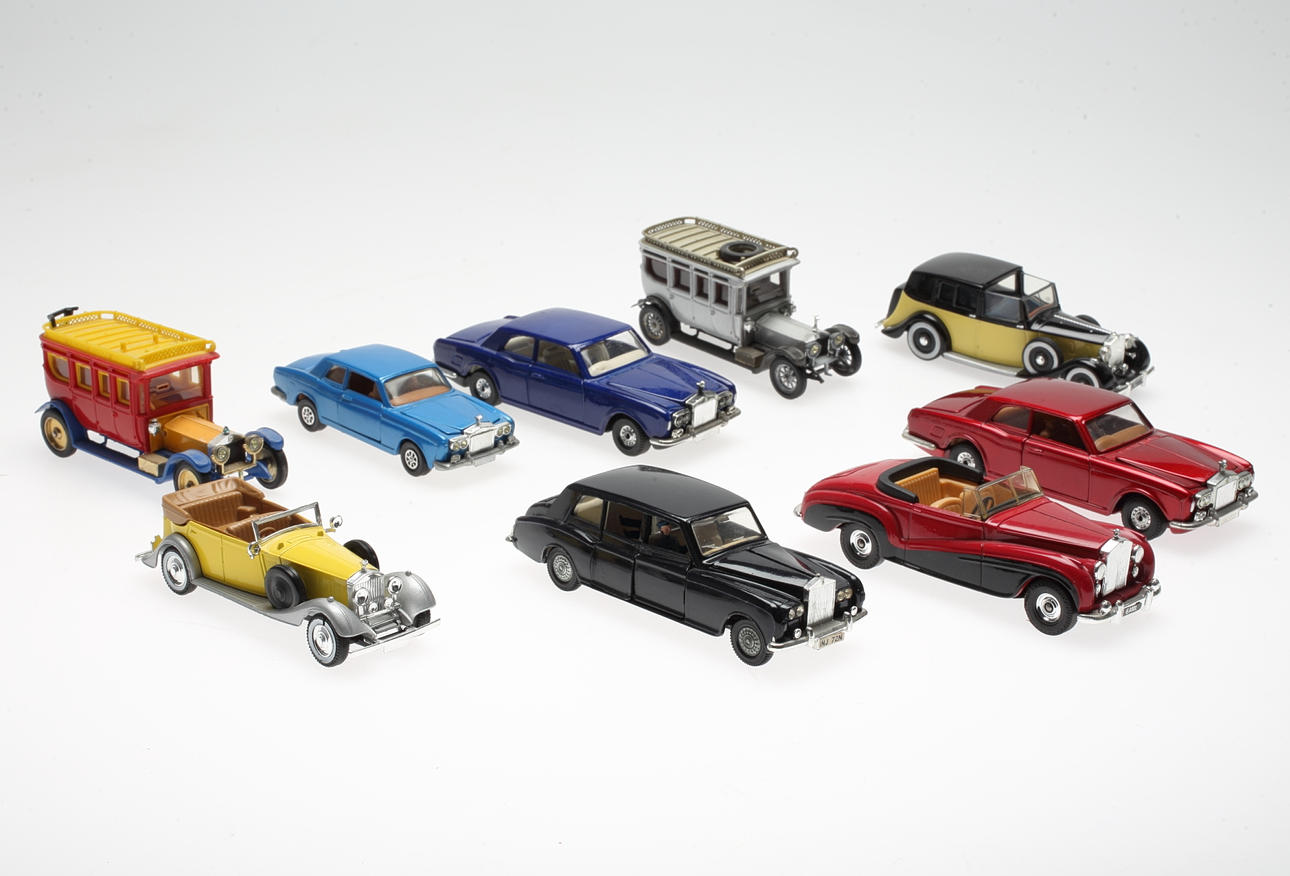 SAMLING LEKSAKSBILAR, 9 st, bland annat Corgi Toys, 1900-tal.