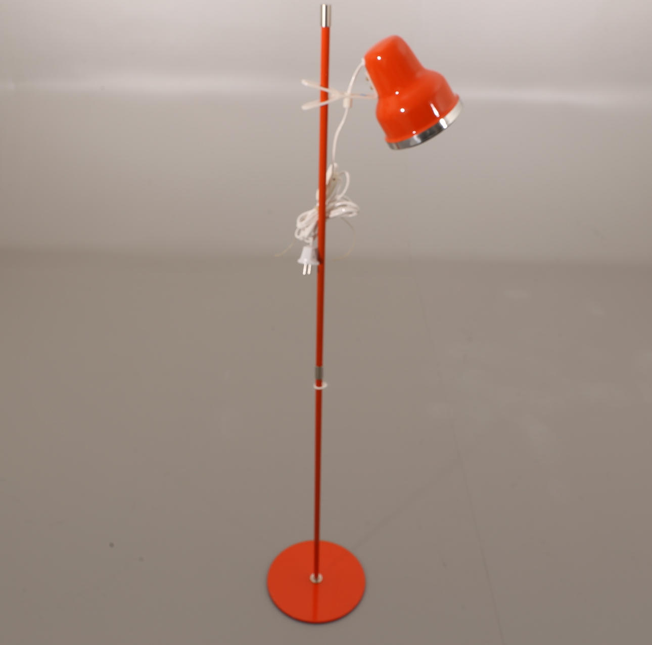 GOLVLAMPA, metall 1960-tal.