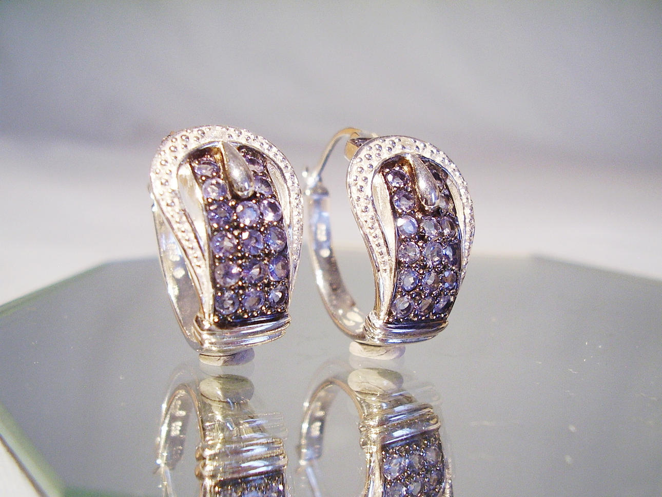 TANZANIT HOOP ÖRHÄNGEN BÄLTE FORM SILVER 925.